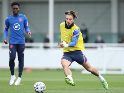 Man City khó xử khi Jack Grealish chọn số áo ưa thích