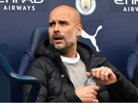 Man City nổi điên vì đá 2 trận trong... 48 giờ