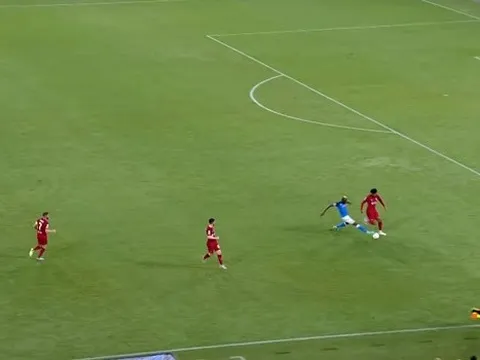 Màn trình diễn như Maguire khiến Liverpool thua muối mặt