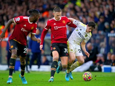 Màn trình diễn đậm chất Quỷ đỏ của 'mad dog' Man Utd