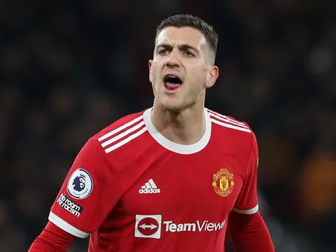 Man United chơi bết bát, Dalot nêu thẳng suy nghĩ về Rangnick