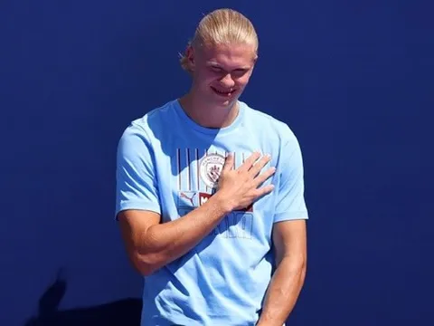 Man Utd cần phải cẩn trọng với Haaland