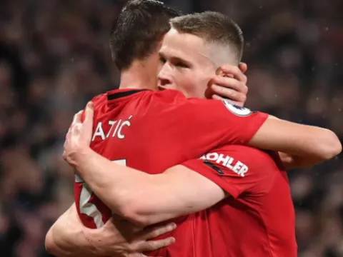 3 tiền vệ như Matic kết hợp McTominay để Man Utd theo đuổi