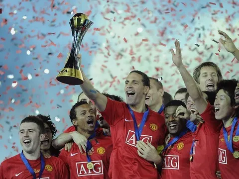 Man Utd cuối cùng đã có người thay thế Rio Ferdinand