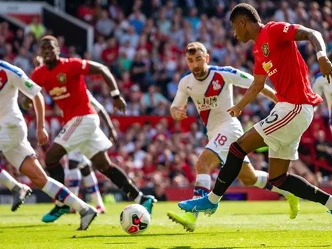 Trước ngày Man Utd ra quân, Berbatov đưa ra lời "sấm truyền"