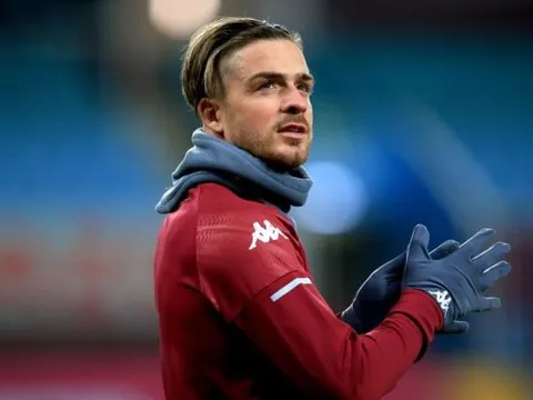 Man Utd muốn có Grealish, Carragher đưa lời khuyên cho thủ quân Villa