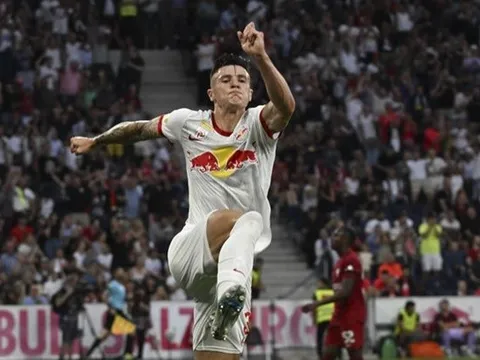 Man Utd nguy cơ lặp lại bi kịch Haaland