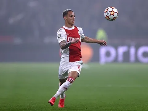 Kết thúc buổi họp, Ajax chốt vụ Antony cho Man Utd