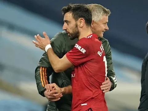 3 điều Man Utd phải làm để sánh ngang Man City
