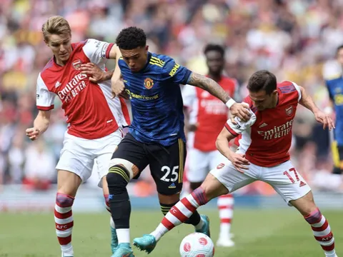 Man Utd phải tiến hành cuộc đại phẫu