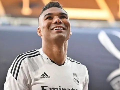 Tới Old Trafford, Casemiro khoác áo số mấy?