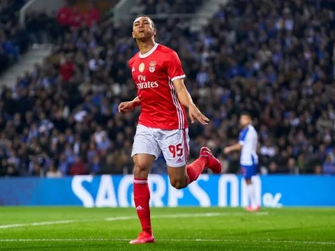 Man Utd trực tiếp xem giò cầu thủ ghi 10 bàn sau 20 trận cho Tottenham