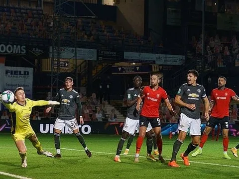 Man Utd vừa quyết định chia tay, Dean Henderson liền được "đại gia" nhắm đến