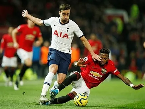 Man Utd xuất hiện một "quái vật" trận thắng Tottenham, Mourinho đã sai!