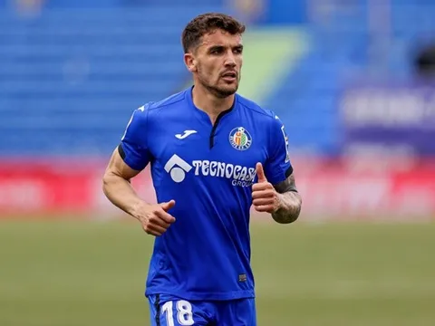 Đối tác 'bẻ lái', Man Utd đón cú hích cực lớn từ sao thay thế Fred