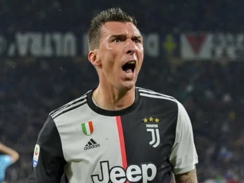 Mandzukic chốt tương lai, không đến Man United
