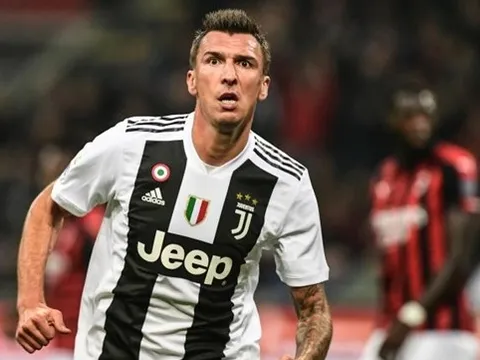 Man Utd hy sinh "Gullit 2.0" vì "con sói cô độc" của Juventus