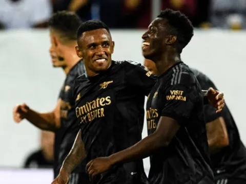 3 điểm sáng - tối của Arsenal sau trận Zurich