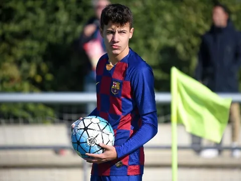 Cựu 'thần đồng' Barca hạnh phúc khi ký hợp đồng chuyên nghiệp với M.U