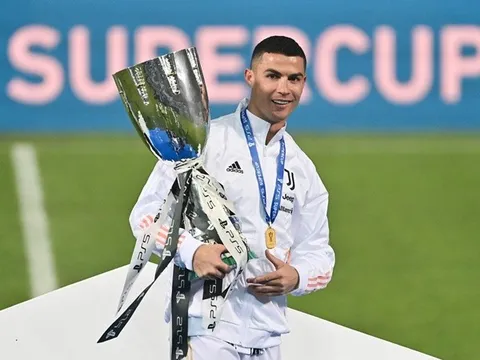 Ronaldo lên kế hoạch 'đào tẩu' khỏi Juve, Man Utd đón cú hích lớn