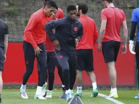 Marcus Rashford công khai yêu thích một cầu thủ Chelsea