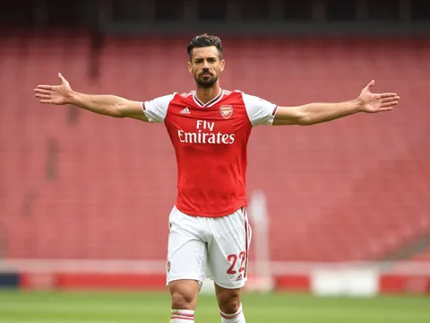 Mari báo tin vui cho Arsenal, sao trẻ "hết cửa" đá chính?