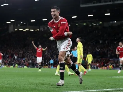 Mark Lawrenson dự đoán tỷ số trận Brighton - Man Utd