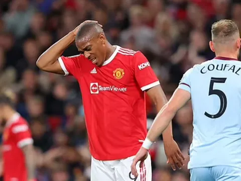 Martial tiết lộ lý do chia tay Man United
