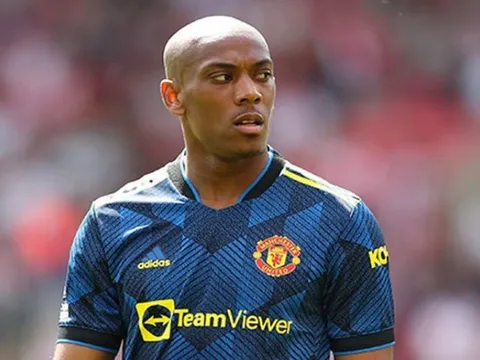 Man Utd lẽ ra nên thâu tóm tiền đạo 30 triệu bảng, bản nâng cấp của Martial
