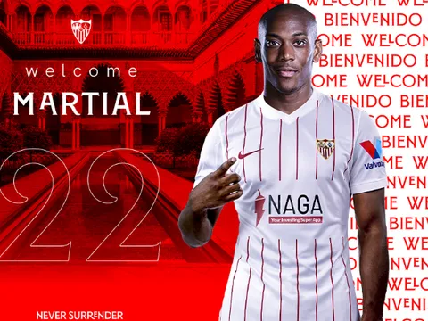 Martial chính thức gia nhập Sevilla