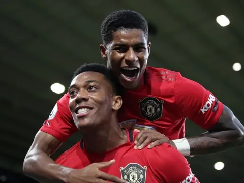"Martial và Rashford giống như Sheringham và Solskjaer"