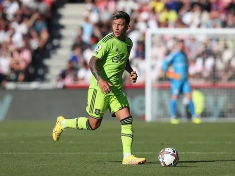 Người cũ Liverpool sợ hãi với bom tấn của Man United