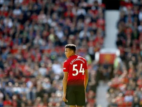 Fan Quỷ đỏ: "Cậu ấy là Messi mới, vị cứu tinh trẻ tuổi"