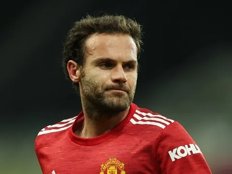 Juan Mata gửi lời nhắn ấm áp đến 'bom xịt' M.U
