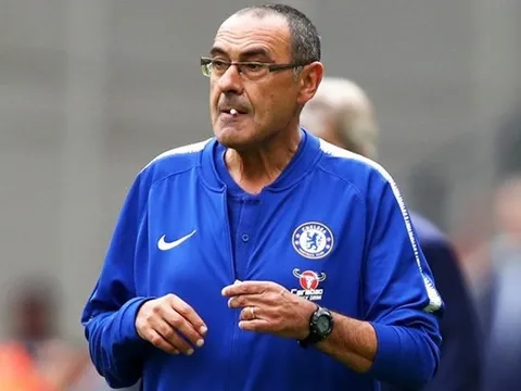 "Tôi rất ngạc nhiên với việc làm đó của Sarri!"