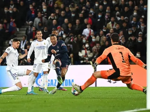 Những yếu tố ngăn Mbappe đến Real Madrid