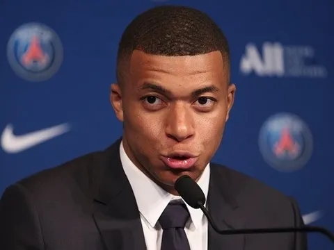 Mbappe chỉ trích chiến thuật của HLV Pochettino