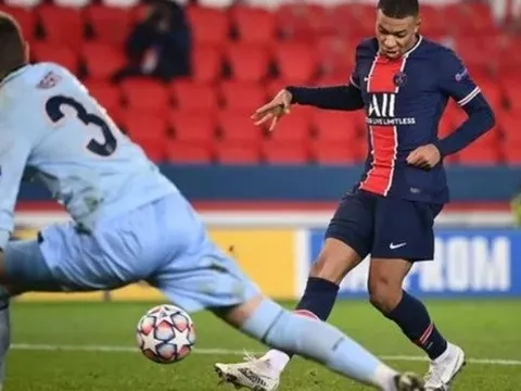 "Mbappe được tiết lộ có chia sẻ với bạn bè về việc thích Man Utd"