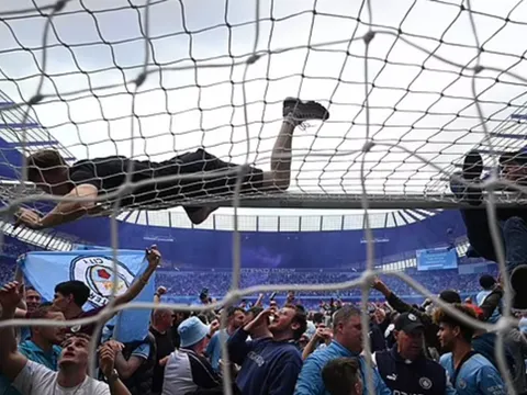 Man City ra tuyên bố chính thức sau trận Aston Villa