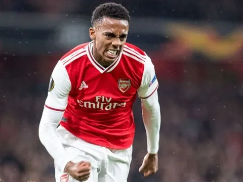 Mê tít 'biến số sau phút 80', HLV muốn Arsenal bán đứt