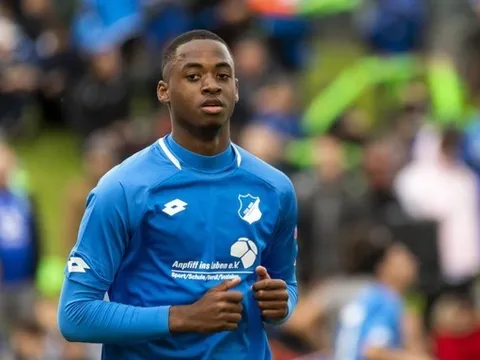 Khủng hoảng hàng thủ, Barca muốn ký liền tay "Van Dijk 2.0"