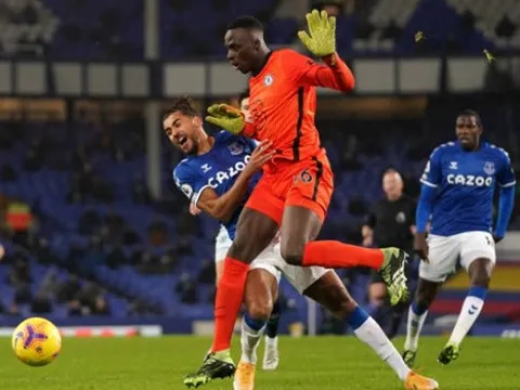 Mendy mắc sai lầm tai hại, Chelsea đen đủi bại trận tại Goodison Park