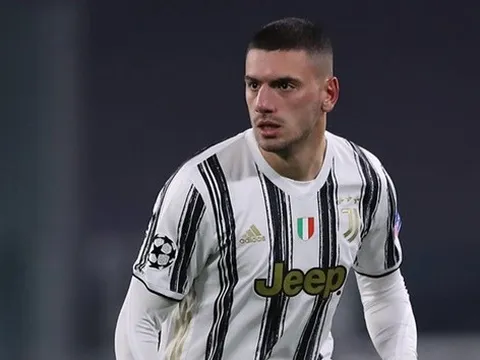 Liverpool nhắm trung vệ Juventus