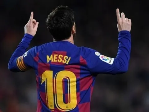 Messi chưa đi, đã có kẻ manh nha "cướp" áo số 10?
