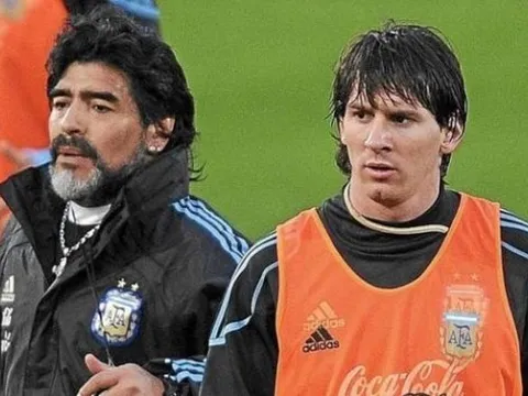 Messi gửi thông điệp đầy cảm xúc đến tiền bối Diego Maradona