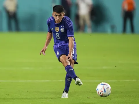 Messi khen ngợi đặc biệt 1 cầu thủ