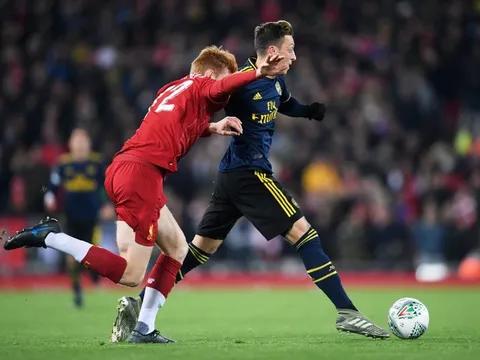 'Drama' Liverpool - Arsenal quá kinh điển, Ozil chưa thể 'hoàn hồn'