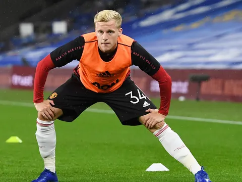2 lời đề nghị gửi đến, Man Utd định đoạt tương lai Van de Beek