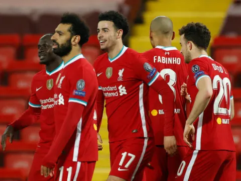 Michael Owen chỉ ra 3 cái tên xuất sắc của Liverpool trận thắng Ajax