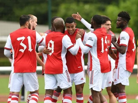 Miguel Azeez và 4 cầu thủ trẻ có thể rời Arsenal trước khi TTCN đóng cửa